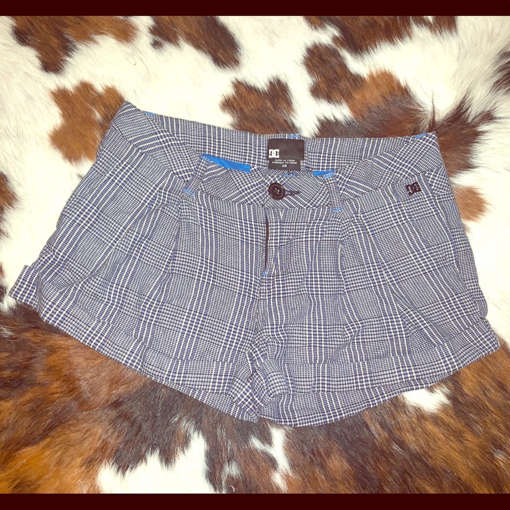 Plaid DC shorts
